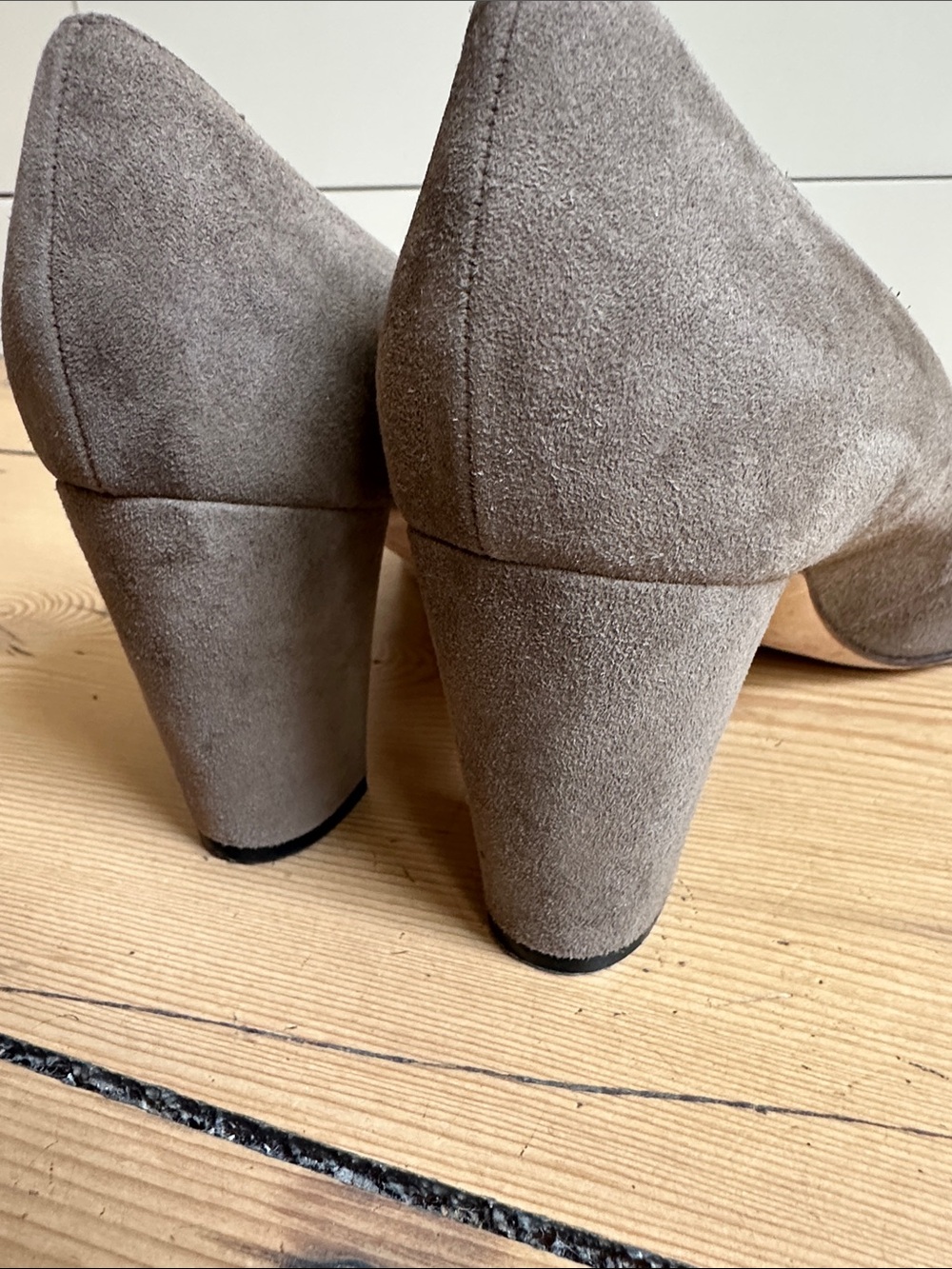 Manolo Blahnik Suede Block-Heel Pumps - Picture 7 of 10